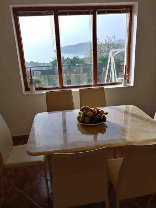 Casa Farmak - 4 Bedroom Lux Apartment With Infinity Pool & Lake View Охрид Экстерьер фото
