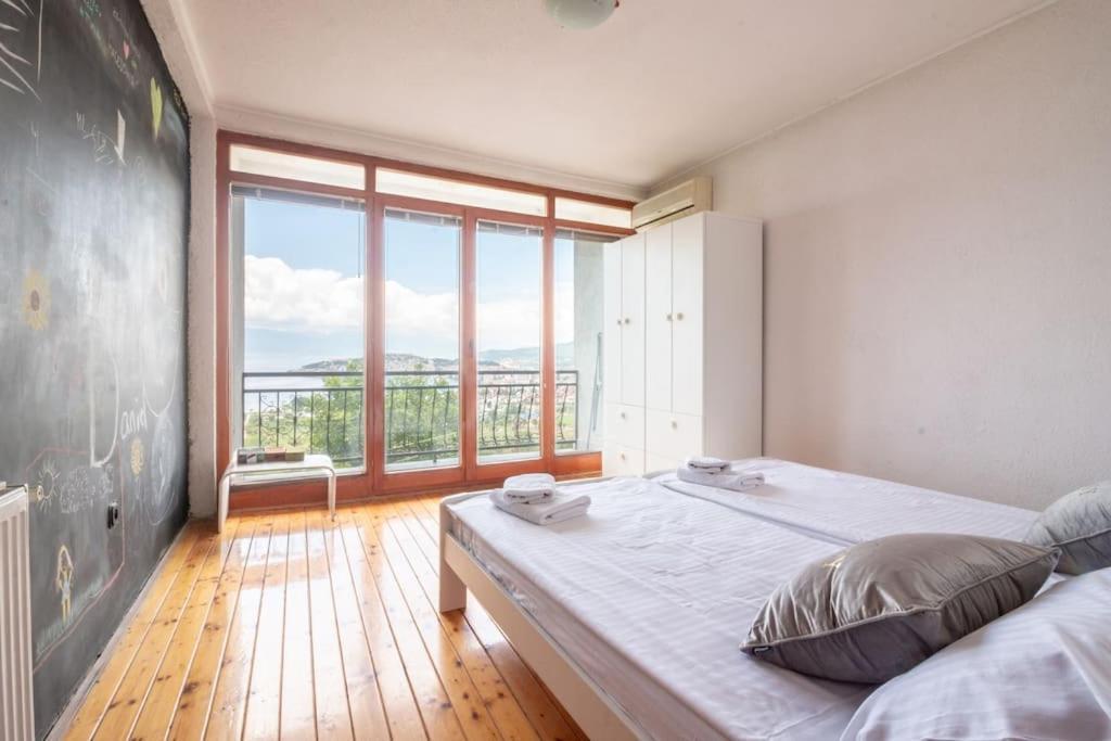 Casa Farmak - 4 Bedroom Lux Apartment With Infinity Pool & Lake View Охрид Экстерьер фото