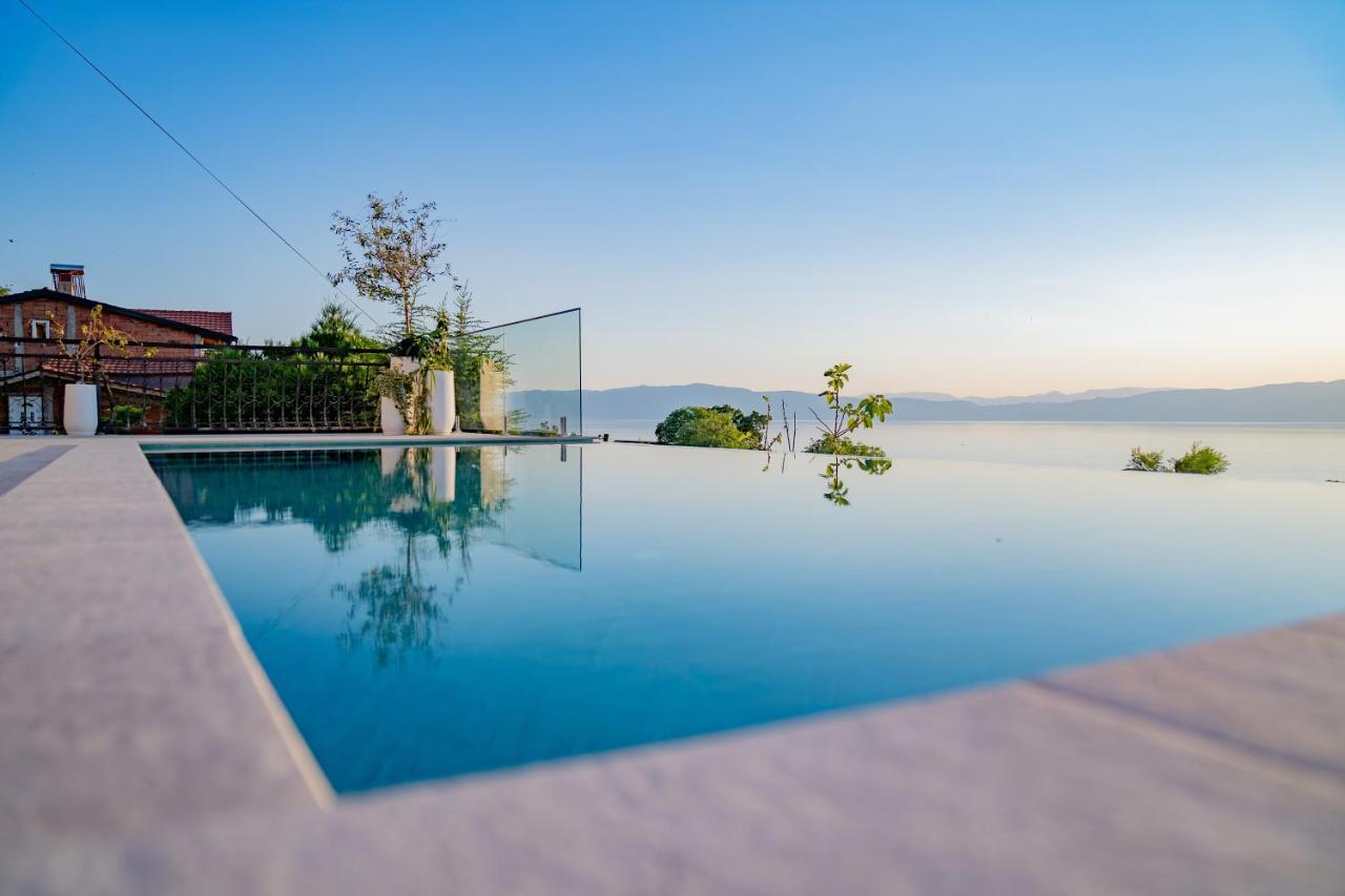 Casa Farmak - 4 Bedroom Lux Apartment With Infinity Pool & Lake View Охрид Экстерьер фото